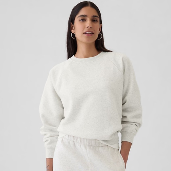 Gap Womens Vintage Soft Raglan Crewneck - Picture 1 of 8